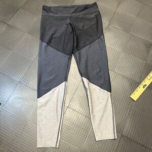 CHAMPION WOMENS LEGGINGS SIZE LARGE GRAY